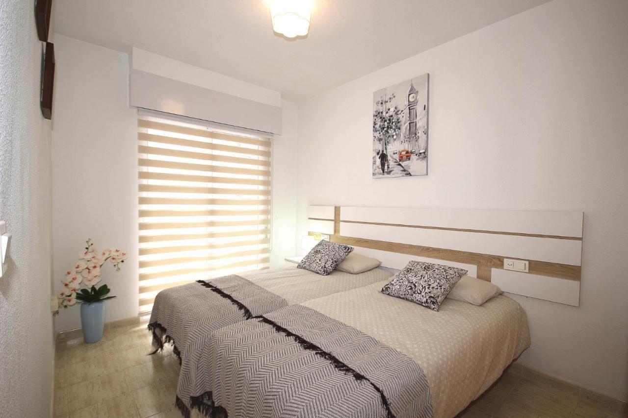 Del Cura Beach Apartment Torrevieja Exteriör bild